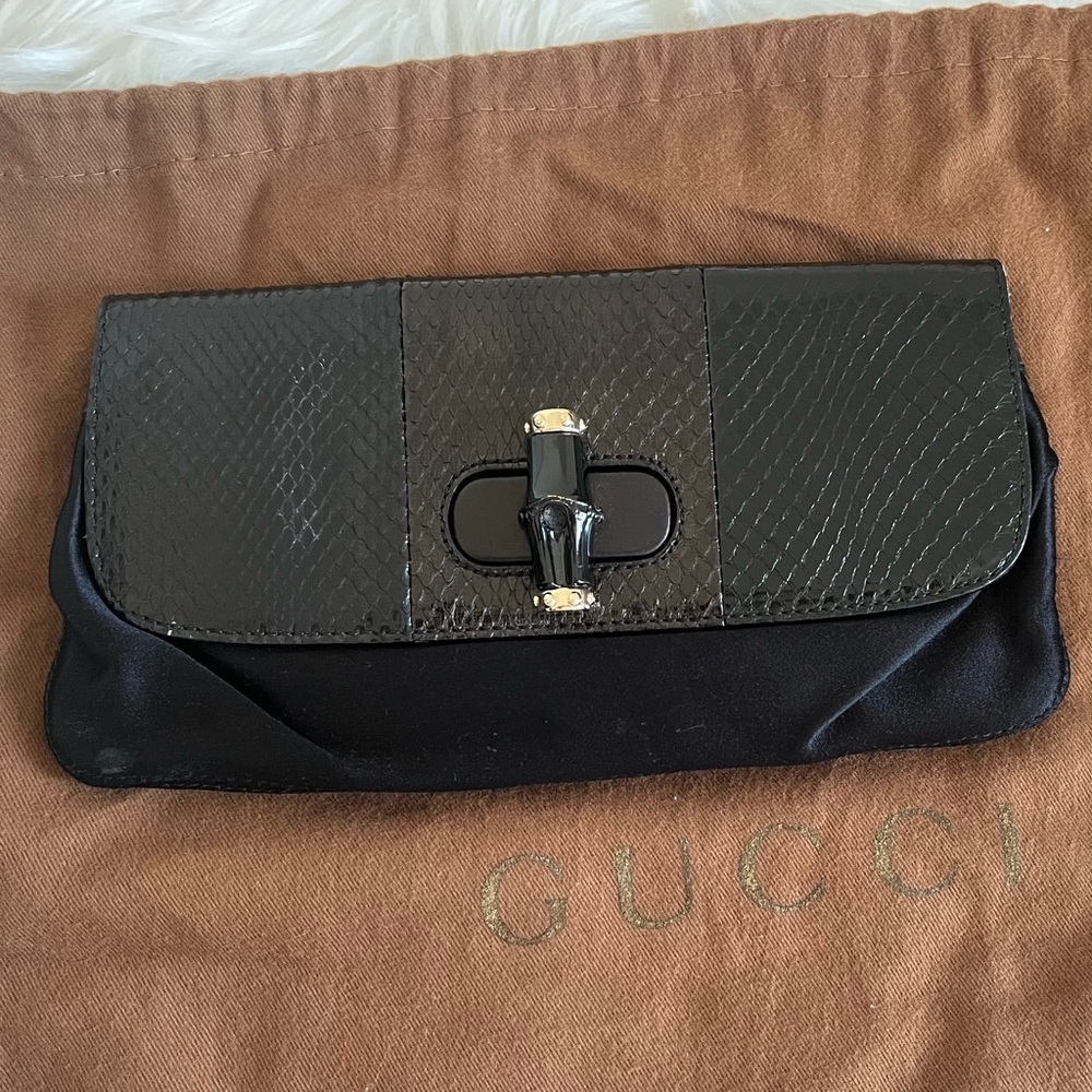 💯% authentic Gucci wallet/ clutch